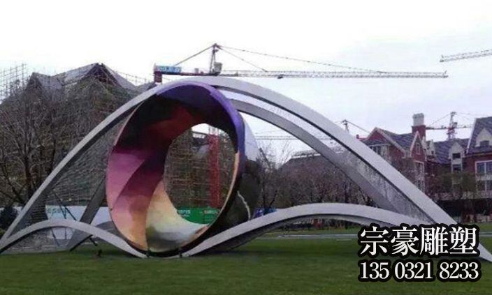 不锈钢抽象眼睛景观雕塑