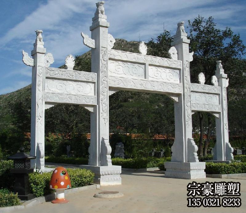 园林景观汉白玉华表浮雕祥云三门楼石牌坊 园林景观汉白玉华表浮雕祥云三门楼石牌坊