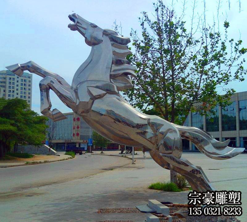 镜面不锈钢立马雕塑 镜面不锈钢立马雕塑