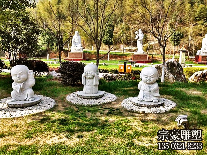 花岗岩雕刻的石雕小和尚摆件 花岗岩雕刻的石雕小和尚摆件