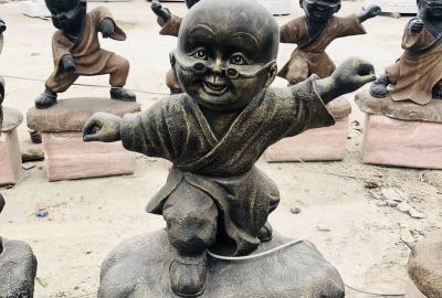 玻璃钢仿铜可爱小和尚雕塑