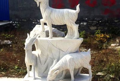 三阳开泰汉白玉石雕摆件